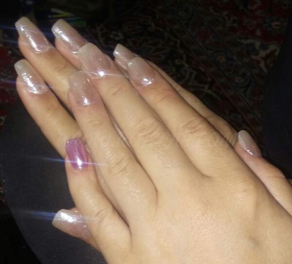 عکس کاشت ناخن با پودر کلیر