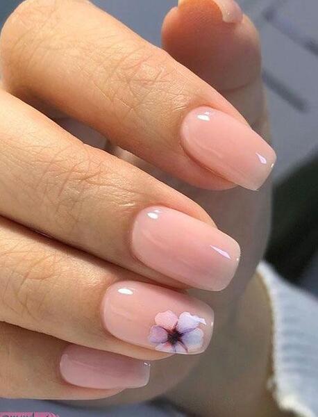 عکس کاشت ناخن با پودر هلویی