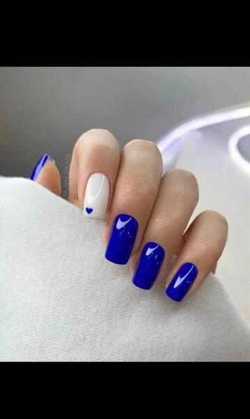 عکس کاشت ناخن رنگ ابی کاربنی