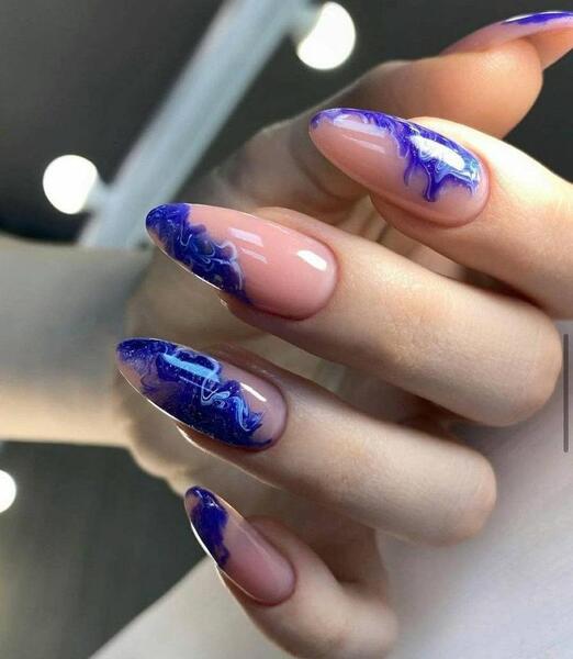 عکس کاشت ناخن رنگ ابی کاربنی