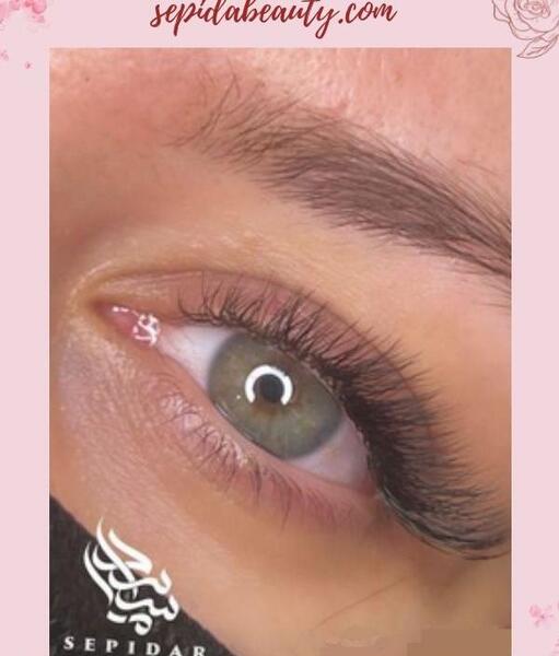 عکس از کاشت مژه طبیعی