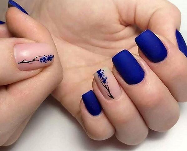 عکس کاشت ناخن در آرایشگاه