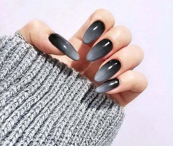 عکس کاشت ناخن دخترانه مشکی