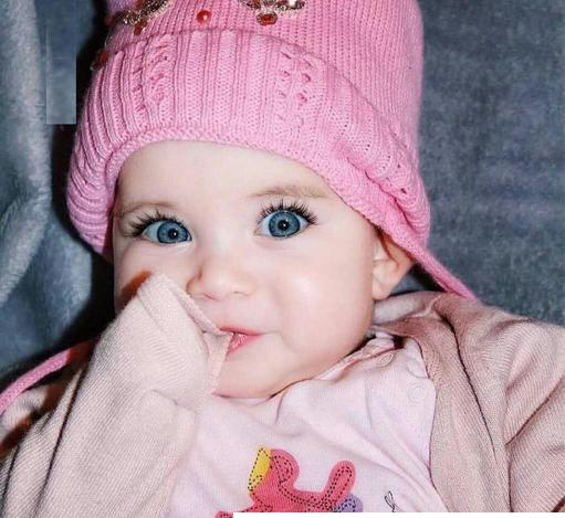 عکس دختر بچه های چشم رنگی خوشگل