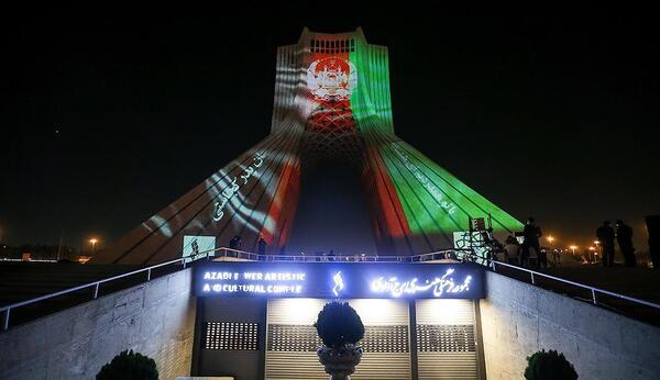 پروفایل عکس دختر با پرچم افغانستان