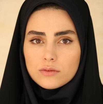 عکس سانیا سالاری در ستایش سه
