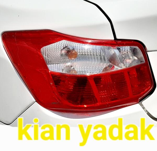 عکس چراغ عقب ساینا