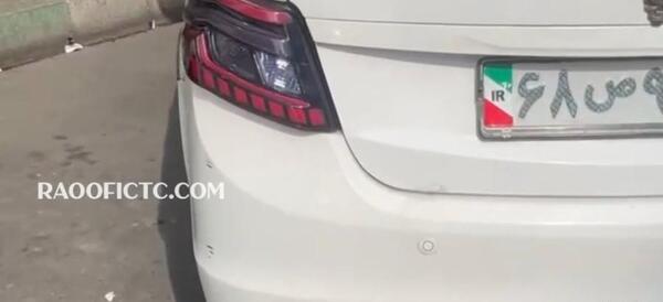 عکس چراغ عقب ساینا