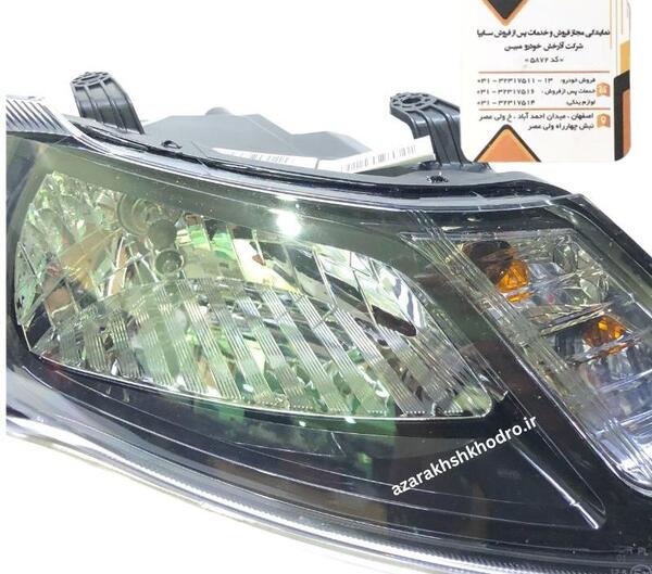 عکس چراغ جلو ساینا