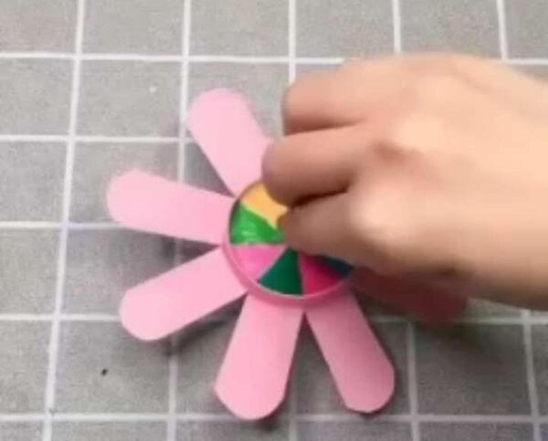 عکس ساخت فرفره کاغذی