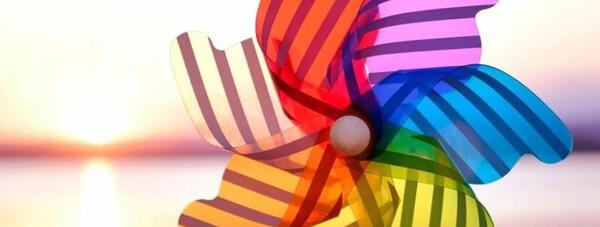 عکس از فرفره کاغذی