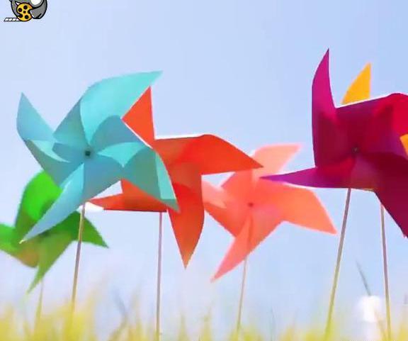 عکس فرفره کاغذی ساده