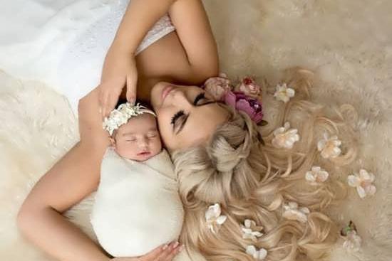 عکس مادر دختری در آتلیه