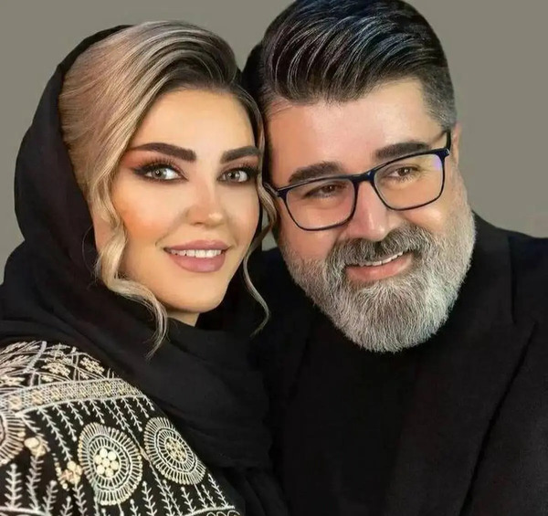 عکس خواننده مهراب و همسرش