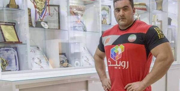 عکس محراب فاطمی و همسرش
