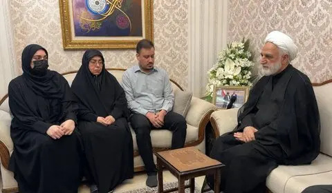 عکس خانواده رئیسی در مراسم تشییع