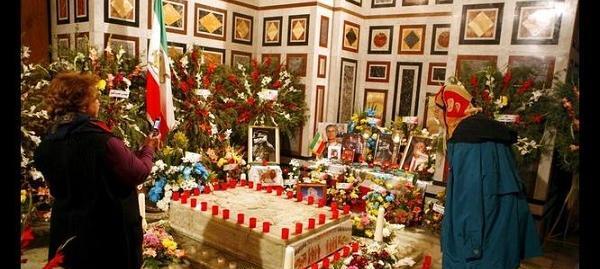 عکس قبر محمدرضا شاه در مصر