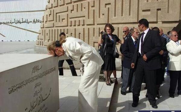 عکس قبر محمدرضا شاه در مصر