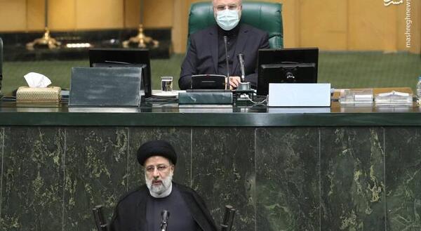 عکس معاون آقای رئیسی