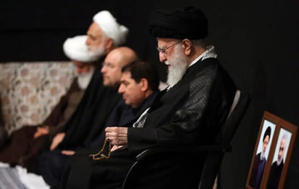 عکس رئیسی رهبر و سردار سلیمانی