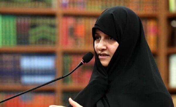 عکس مادر رئیسی و همسرش