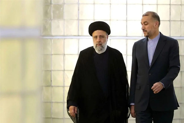 عکس های رئیسی بعد از سقوط