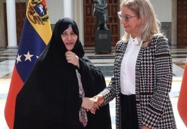 عکس همسر رئیسی در ونزوئلا