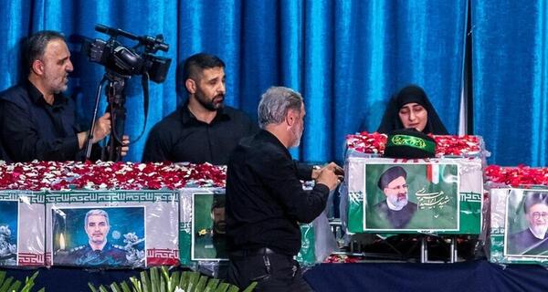 عکس همسر رئیسی در مراسم خاکسپاری