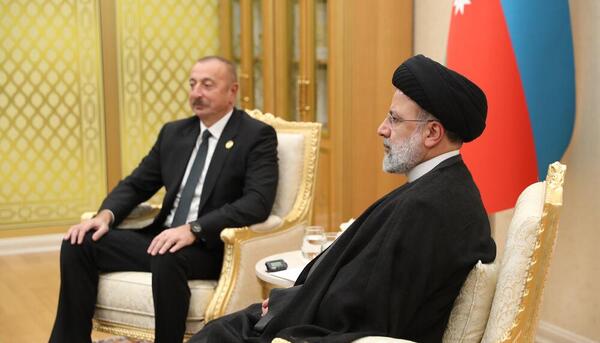 عکس علی اف با رئیسی