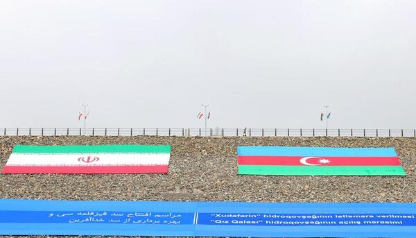عکس علی اف با رئیسی