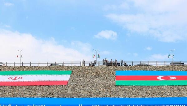 عکس علی اف و رئیسی