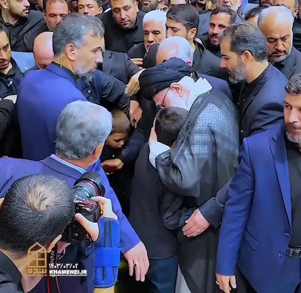 عکس شهید رئیسی در سیل