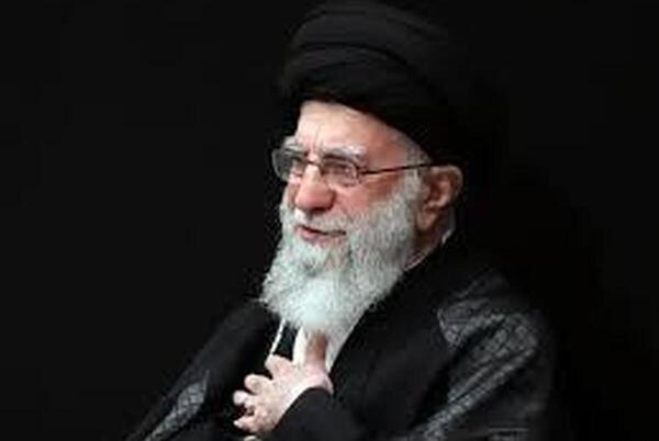 عکس شهید رئیسی با رهبری