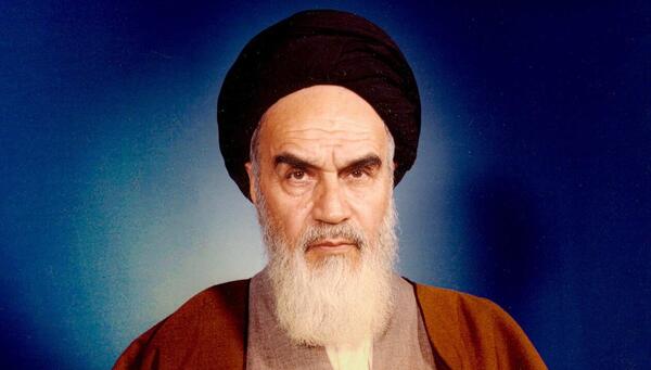 عکس رئیسی در کنار خامنه ای