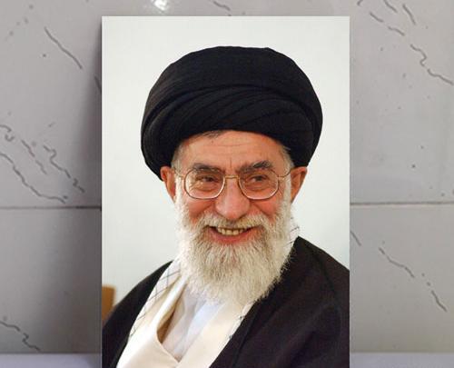عکس رهبری زمینه سفید