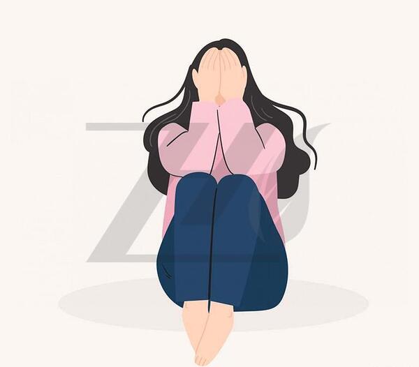 عکس دختر افسرده و تنها