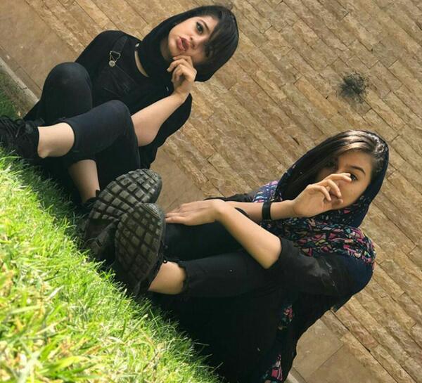 عکس فیک دخترونه طبیعی دونفره