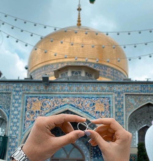 عکس دونفره با حرم امام رضا