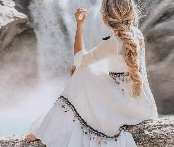 عکس پروفایل دختر لباس سفید