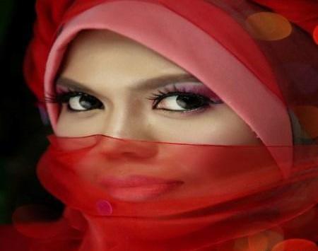 عکس دختر نقاب دار برای پروفایل