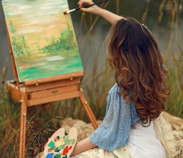 عکس پروفایل برای دختر نقاش