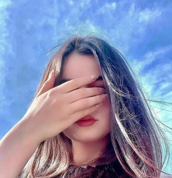عکس نیمه دختر برای پروفایل