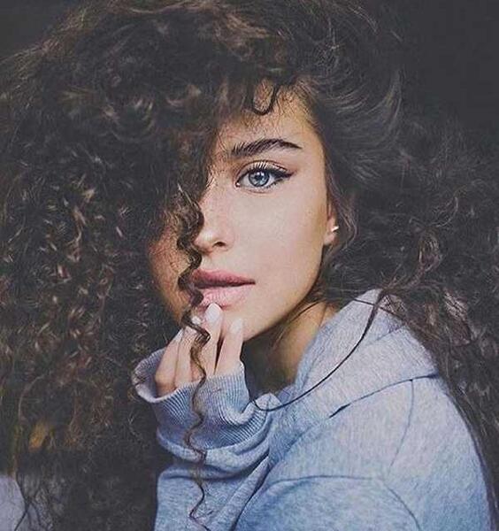عکس پروفایل دختر لباس مشکی