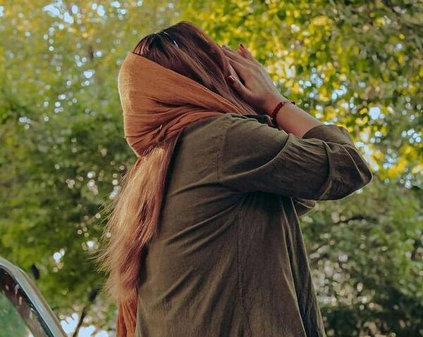 عکس پروفایل دختر شاد و خوشحال