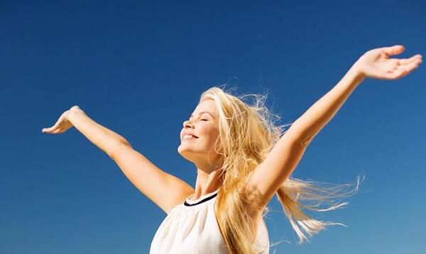عکس پروفایل دختر شاد و خوشحال
