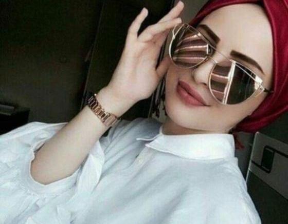 عکس پروفایل دختر عینکی فانتزی