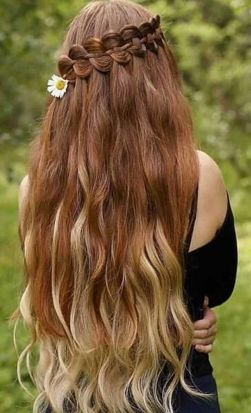 عکس دختر مو بلند طلایی برای پروفایل