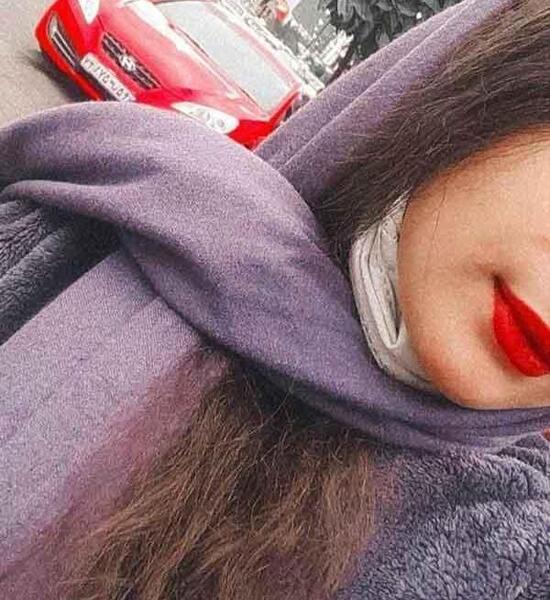 عکس دختر نصف صورت برای پروفایل
