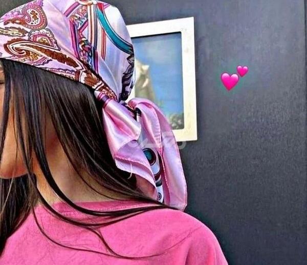 عکس پروفایل دختر با لباس صورتی