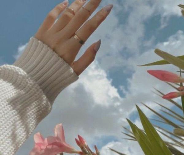 عکس پروفایل دختر ساده و شیک